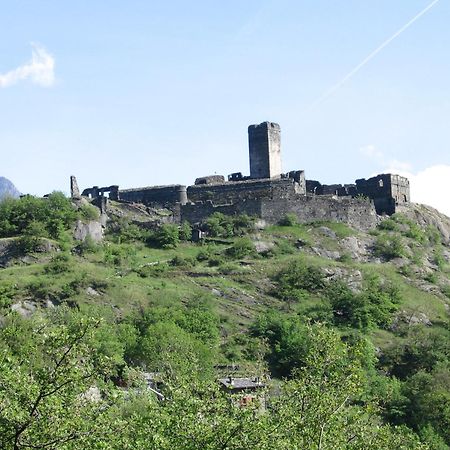 Hotel Castello Montjovet Exterior photo